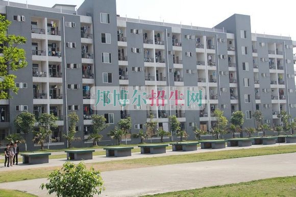 成都機電工程學(xué)校建筑工程系地址在哪里