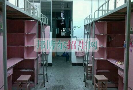 湖北醫(yī)藥學院藥護學院