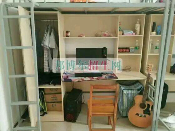 江西楓林涉外經貿職業(yè)學院宿舍條件