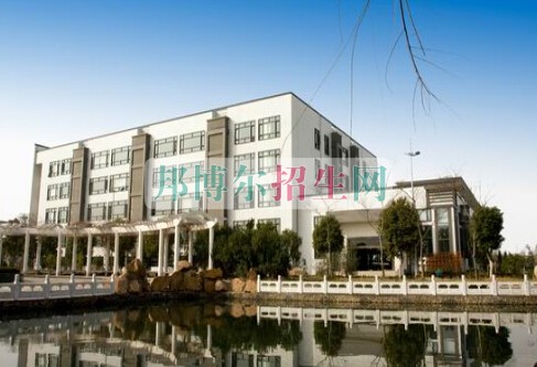 安徽中醫(yī)藥高等?？茖W(xué)校