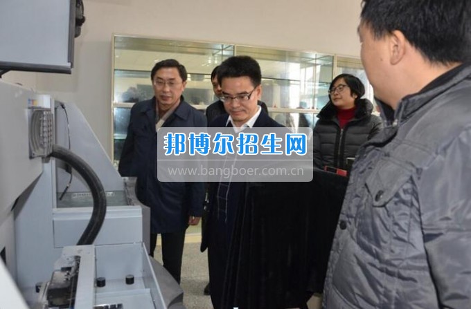市委常委、宣傳部部長劉全勝到四川省檔案學校調(diào)研指導工作