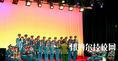 平?jīng)隼砉ぶ械葘I(yè)學(xué)校2020年報(bào)名條件、招生要求、招生對(duì)象