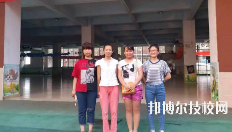 靖遠(yuǎn)職業(yè)中等專業(yè)學(xué)校2020年學(xué)費(fèi)、收費(fèi)多少