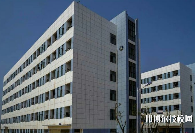 鄱陽衛(wèi)生學校2020年報名條件、招生要求、招生對象 