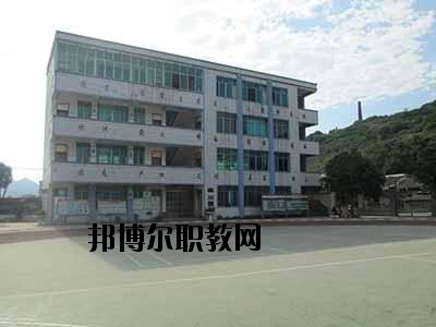 貴州羅甸中等職業(yè)學(xué)校2020年報(bào)名條件、招生要求、招生對(duì)象