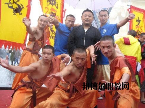 樂山大佛文武學(xué)校2020年報名條件、招生要求、招生對象