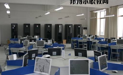 廣東南方技師學(xué)院2020年報名條件、招生要求、招生對象