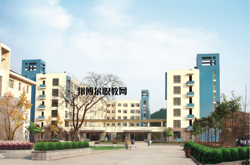 廣元市昭化區(qū)職業(yè)高級中學(xué)2020年報(bào)名條件、招生要求、招生對象