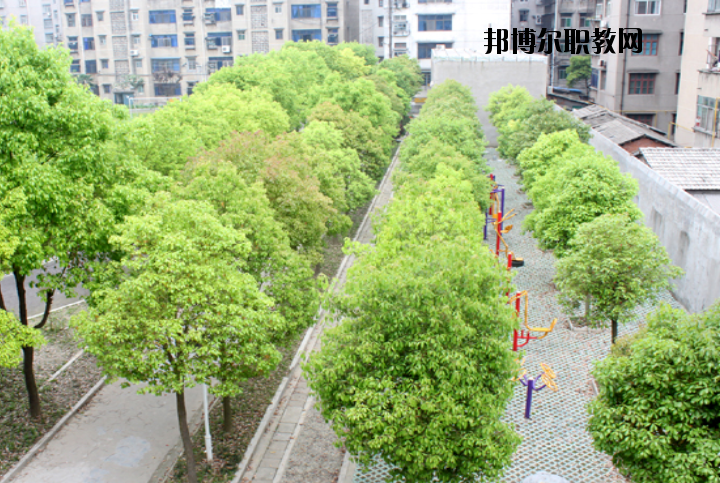 湖北潛江衛(wèi)生學(xué)校怎么樣、好不好