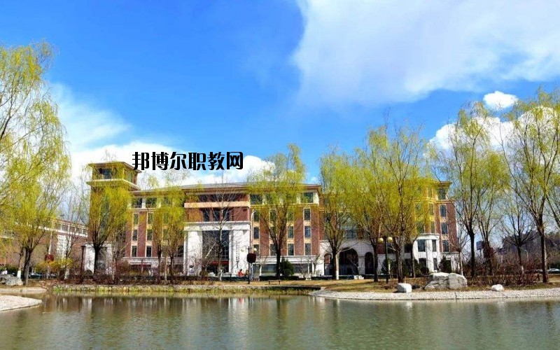 京山衛(wèi)生學(xué)校2020年報(bào)名條件、招生要求、招生對象