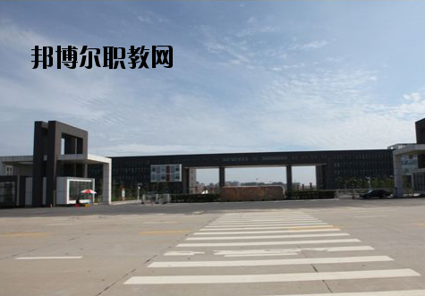 江西建設(shè)工程學(xué)校2020年報(bào)名條件、招生要求、招生對(duì)象