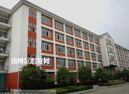 合肥通用技術(shù)學校2020年報名條件、招生要求、招生對象