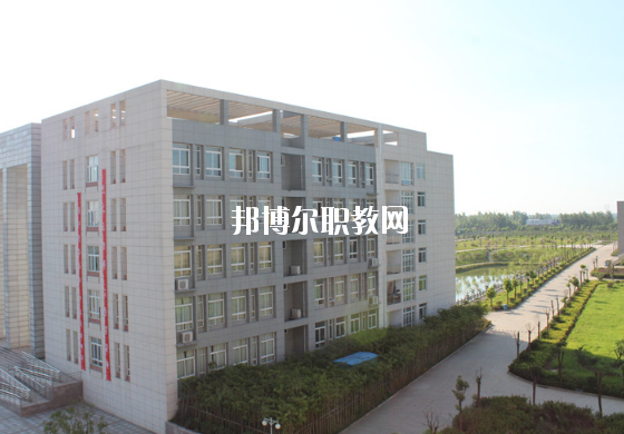 安徽六安技師學(xué)院2020年報名條件、招生要求、招生對象