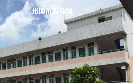 棗陽(yáng)理工職業(yè)技術(shù)學(xué)校3