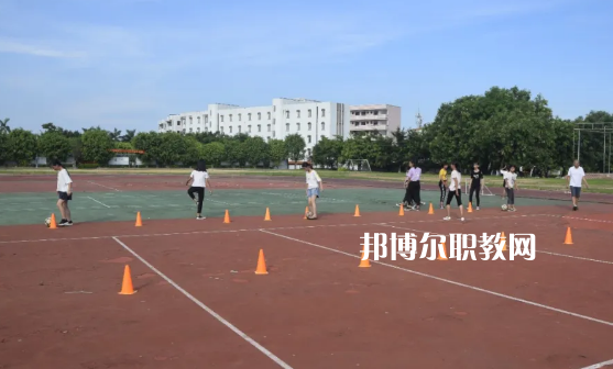 吳川職業(yè)高級(jí)中學(xué)2021年報(bào)名條件、招生要求、招生對(duì)象