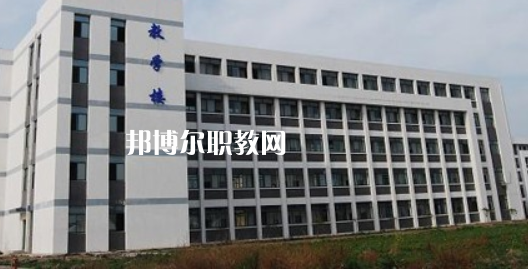 滁州市機械工業(yè)學校2021年報名條件、招生要求、招生對象 