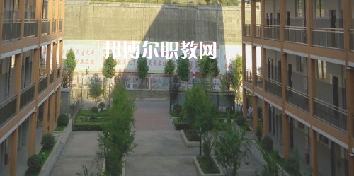 遵義市紅花崗區(qū)經濟職業(yè)技術學校怎么樣、好不好
