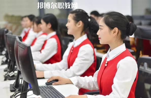云龍縣民族職業(yè)高級中學怎么樣、好不好