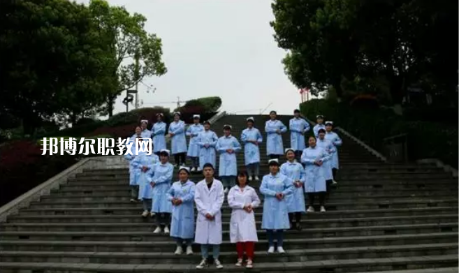 威信縣職業(yè)高級(jí)中學(xué)2021年學(xué)費(fèi)、收費(fèi)多少