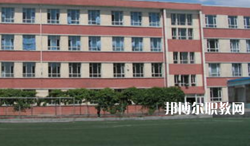 花溪區(qū)職業(yè)教育培訓(xùn)管理中心2021年報(bào)名條件、招生要求、招生對象