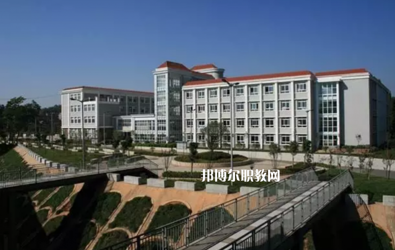 昆明官渡區(qū)職業(yè)高級(jí)中學(xué)2021年報(bào)名條件、招生要求、招生對(duì)象