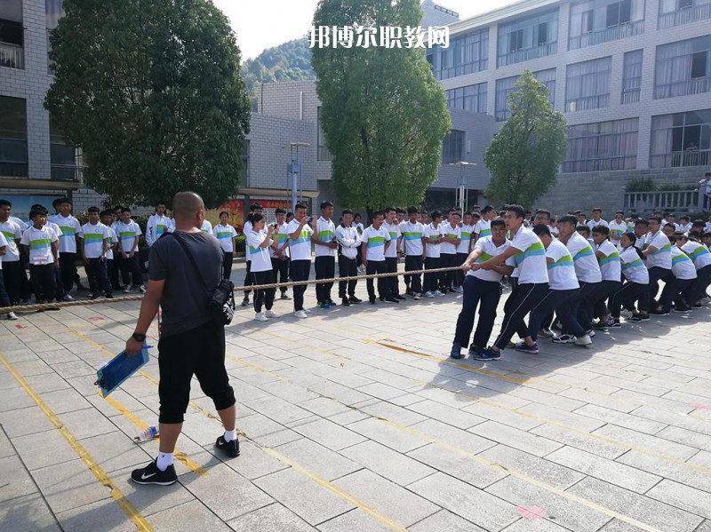 臨滄財貿(mào)學校2021年報名條件、招生要求、招生對象