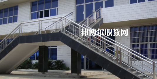 安徽省霍邱師范學(xué)校2021年學(xué)費、收費多少