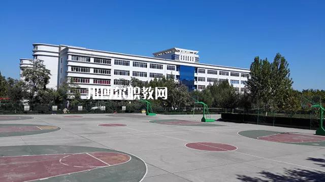 石家莊高級技工學(xué)校2022年報名條件、招生要求、招生對象