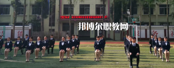 成都恒輝技工學校2022年報名條件、招生要求、招生對象