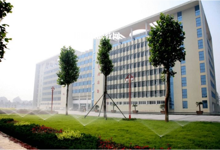 重慶蜀都職業(yè)技術(shù)學(xué)校2022年報名條件、招生要求、招生對象