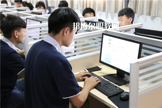 石家莊財(cái)經(jīng)商貿(mào)學(xué)校2022年報(bào)名條件、招生要求、招生對(duì)象