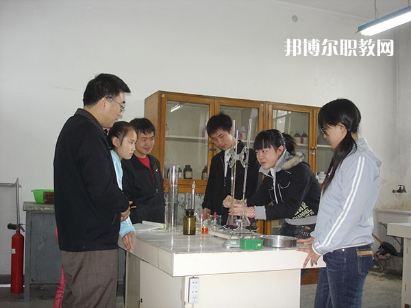 秦皇島市職業(yè)技術(shù)學(xué)校2022年學(xué)費、收費多少