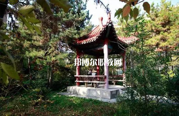平?jīng)鰩煼秾W(xué)校2022年學(xué)費(fèi)、收費(fèi)多少