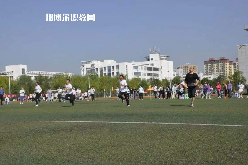 江蘇省淮陰商業(yè)學(xué)校2022年報名條件、招生要求、招生對象