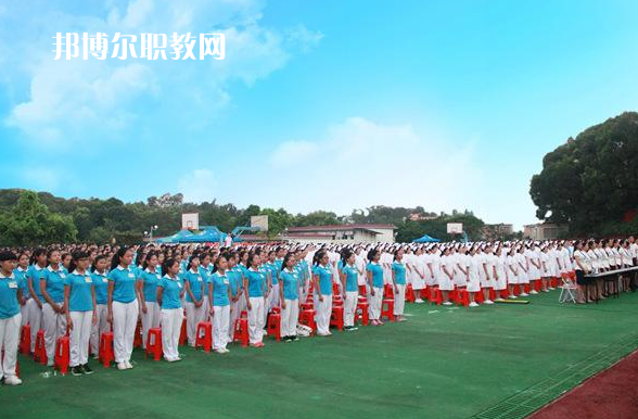 廣東黃埔衛(wèi)生職業(yè)技術(shù)學(xué)校2022年報名條件、招生要求、招生對象