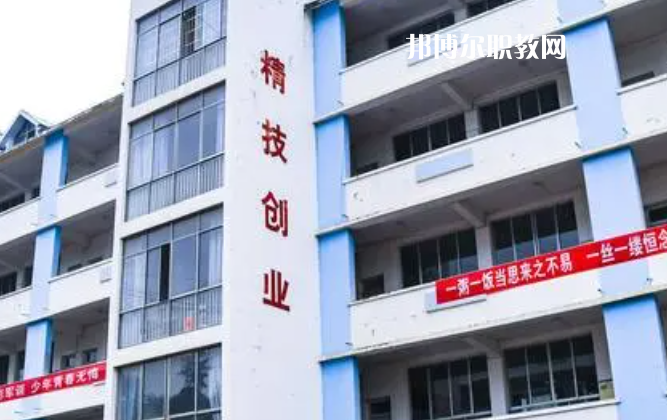 貴州龍里中等職業(yè)學(xué)校2022年報(bào)名條件、招生要求、招生對象
