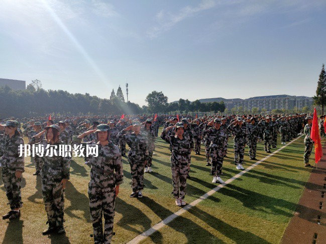 六安市職業(yè)學(xué)校(中專部)2022年報(bào)名條件、招生要求、招生對(duì)象