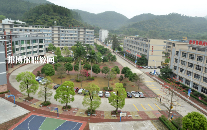 廣州市增城衛(wèi)生職業(yè)技術(shù)學校2022年報名條件、招生要求、招生對象