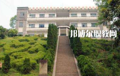 保山市昌寧縣職業(yè)技術(shù)學(xué)校2022年報(bào)名條件、招生要求、招生對(duì)象