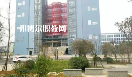 息烽中等職業(yè)學(xué)校2022年招生辦聯(lián)系電話(huà)