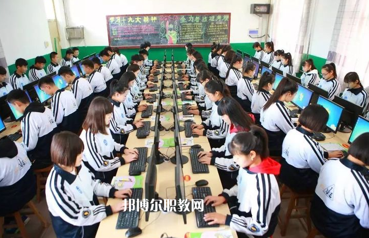 唐山市豐南區(qū)職業(yè)技術教育中心2022年報名條件、招生要求、招生對象