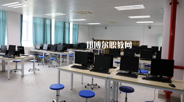 深圳寶安職業(yè)技術(shù)學(xué)校2022年有哪些專(zhuān)業(yè)
