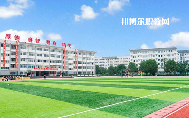 四川樂(lè)山第一職業(yè)高級(jí)中學(xué)2022年有哪些專(zhuān)業(yè)