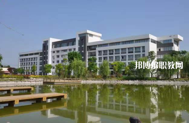 滁州市機(jī)械工業(yè)學(xué)校2022年報(bào)名條件、招生要求、招生對(duì)象