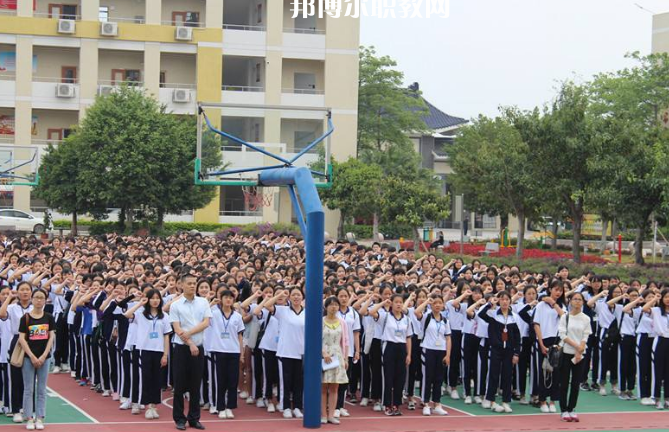揭陽(yáng)衛(wèi)生學(xué)校2022年報(bào)名條件、招生要求、招生對(duì)象