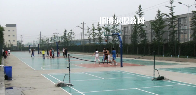 曲靖麒麟職業(yè)技術(shù)學(xué)校2022年學(xué)費(fèi)、收費(fèi)多少