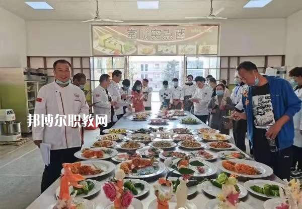 淮北市烈山區(qū)中等專業(yè)學(xué)校2022年報(bào)名條件、招生要求、招生對(duì)象