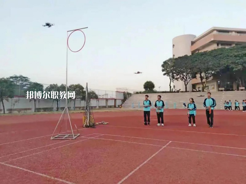 楚雄機(jī)械電子職業(yè)技術(shù)學(xué)校2022年學(xué)費(fèi)、收費(fèi)多少