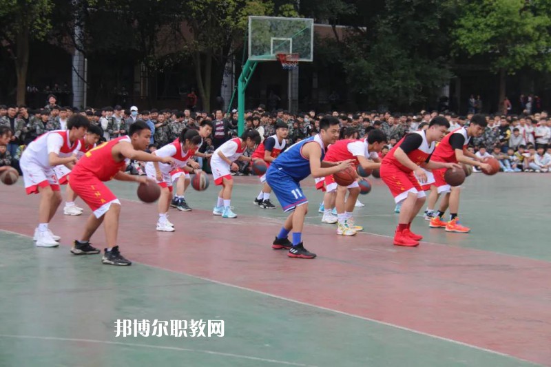 楚雄醫(yī)藥高等?？茖W(xué)校2022年招生辦聯(lián)系電話