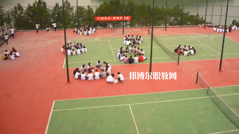 廣東貿(mào)易職業(yè)技術(shù)學(xué)校2022年報名條件、招生要求、招生對象